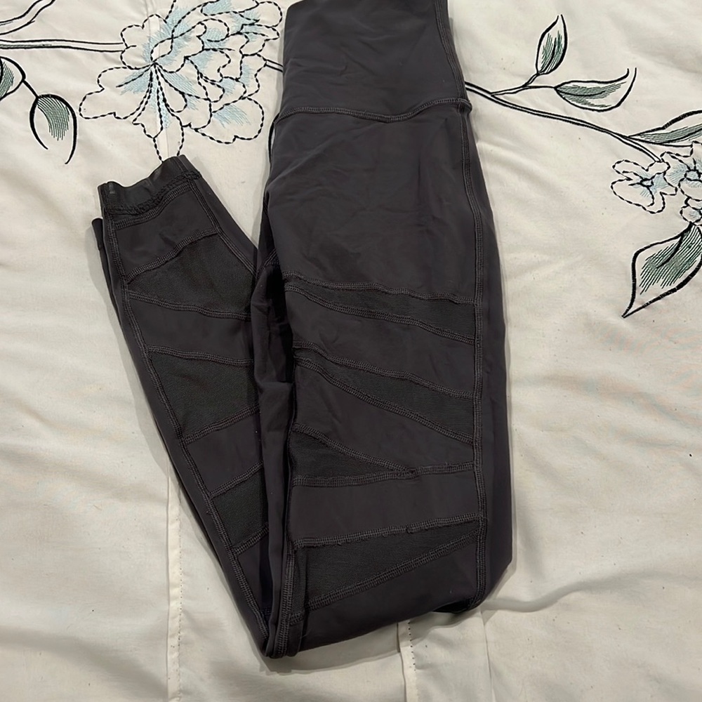 Lululemon grey leggings